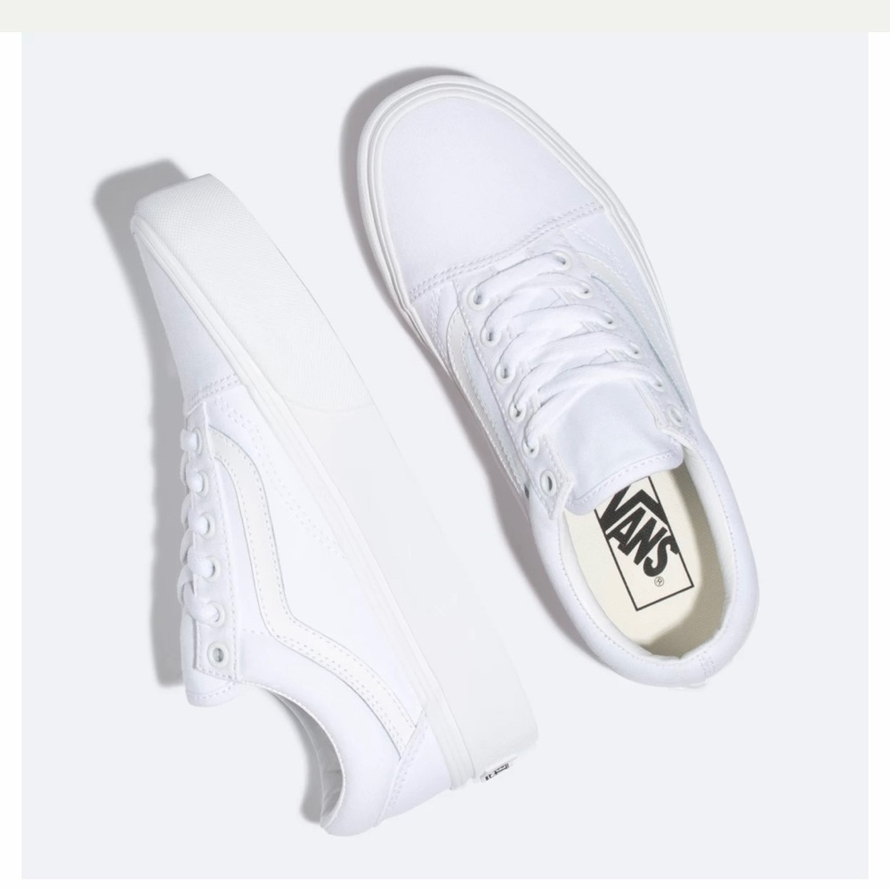Never worn Vans Old Skool Platform Sneakers - All White